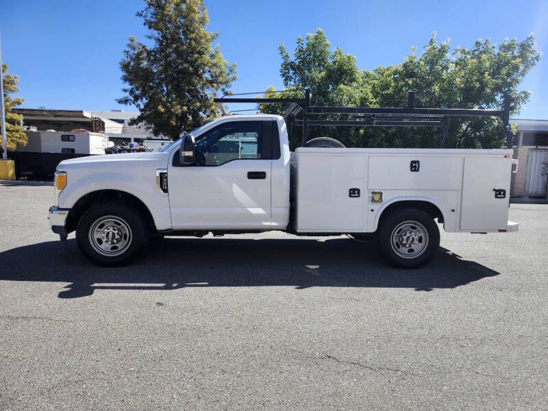 ford f-350 super duty chassis cab 2017 1FDBF3E62HED72245 image ford f-350 super duty chassis cab 2017 1FDBF3E62HED72245 image